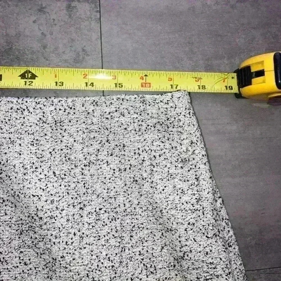 CLUB MONACO Centie Mini Skirt Black & White Size 14 - Picture 12 of 13